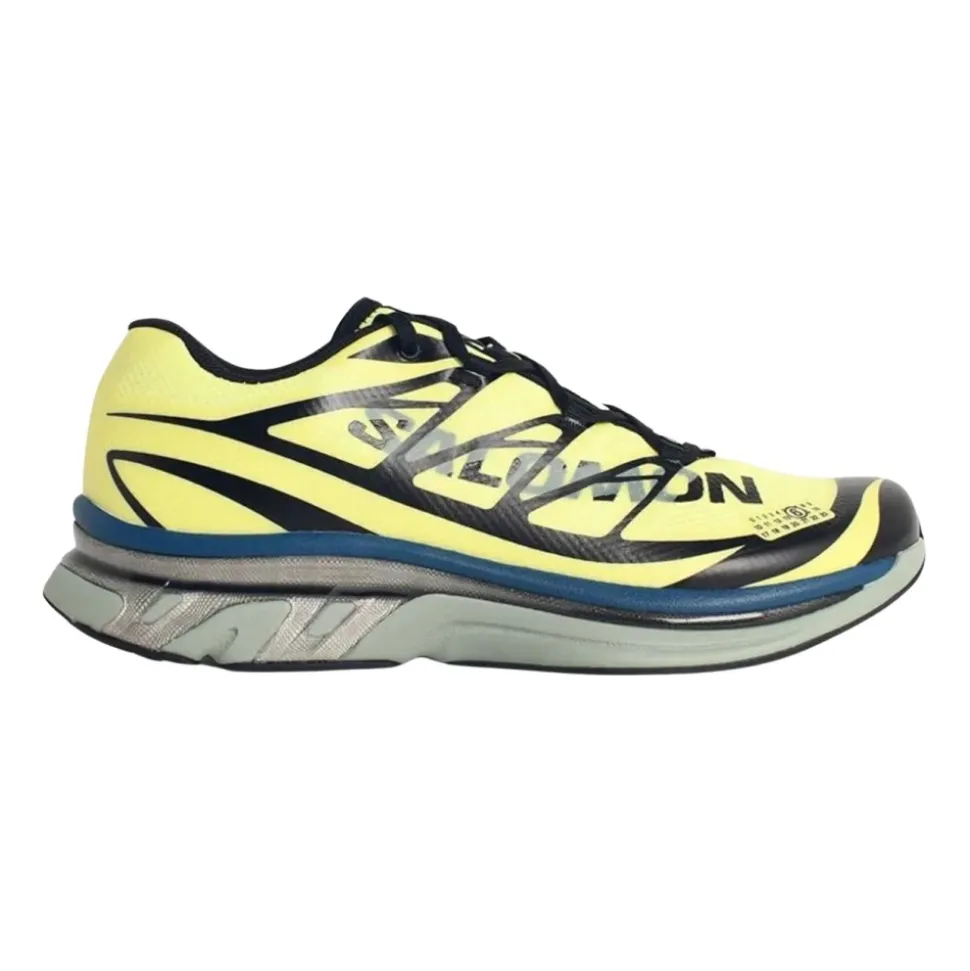 XT Sneakers