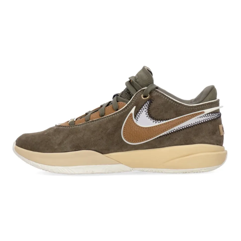 Xx Basketball Shoe
