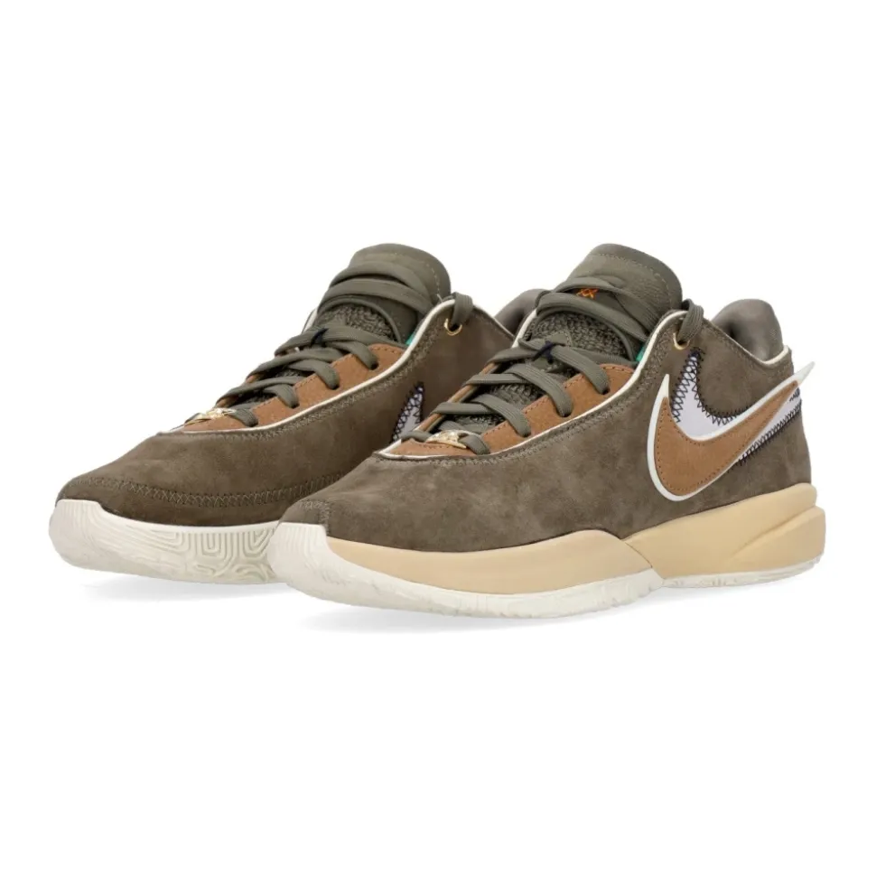 Xx Basketball Shoe