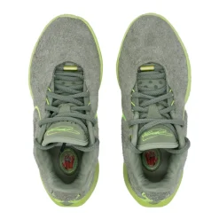 Xxi Basketball Shoe