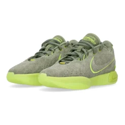 Xxi Basketball Shoe