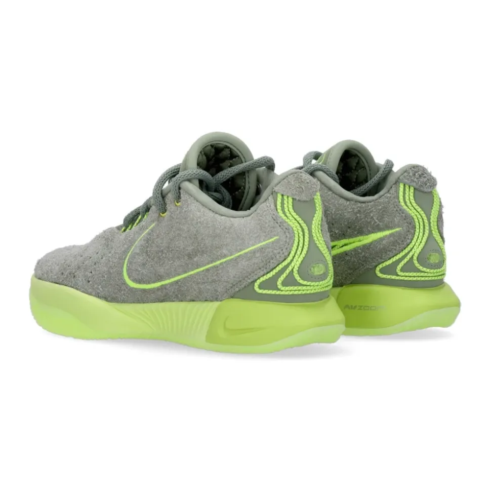 Xxi Basketball Shoe