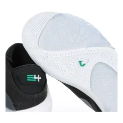 Youth Basketball Shoe Freak 1 Giannis