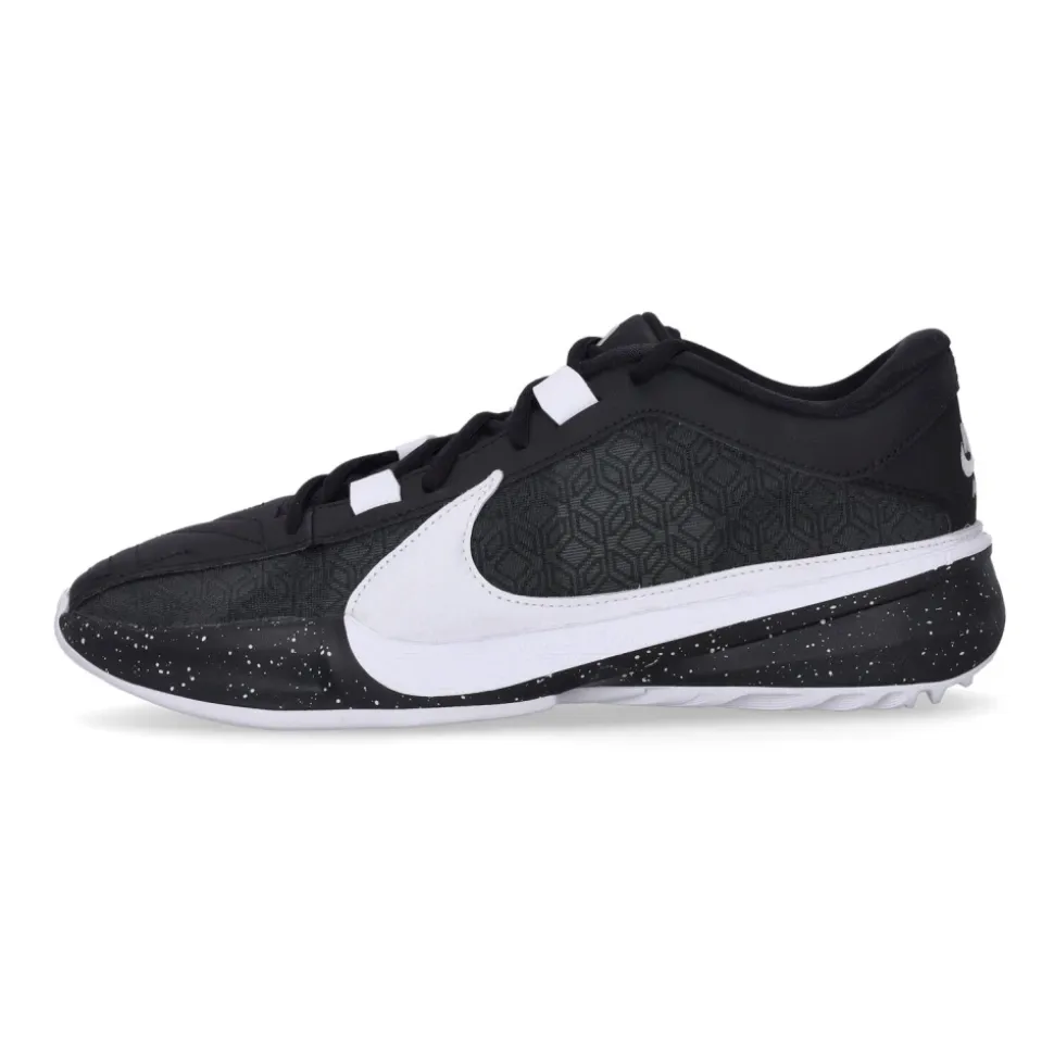 Zoom Freak 5 Basketball Shoe