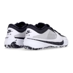 Zoom Freak 5 Basketball Shoe