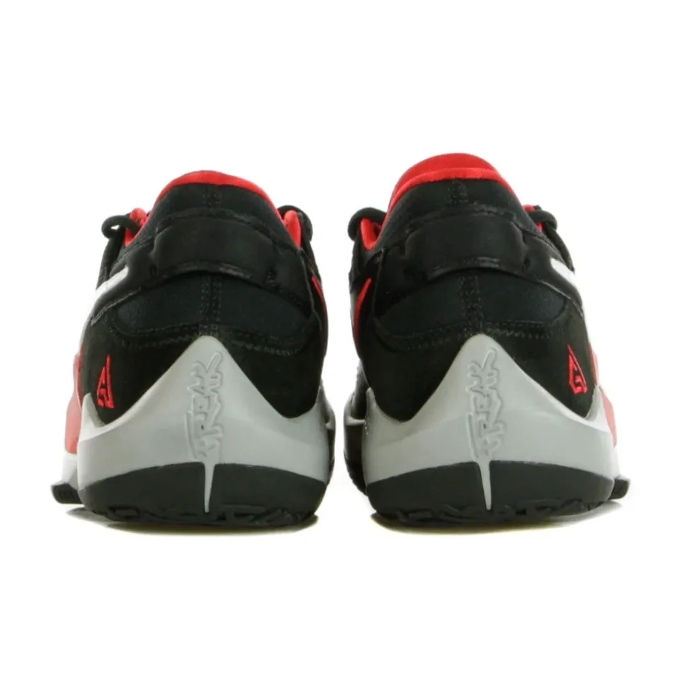 Zoom Freak 2 Basketball Shoes